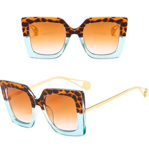 Stylish Leopard Print and Blue Sunglasses